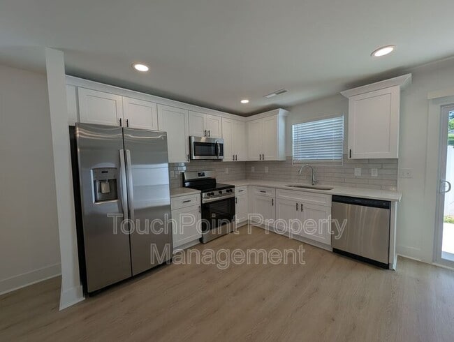 Foto del edificio - 1413 Arden Ave