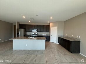 Building Photo - 3415 W Donner Dr