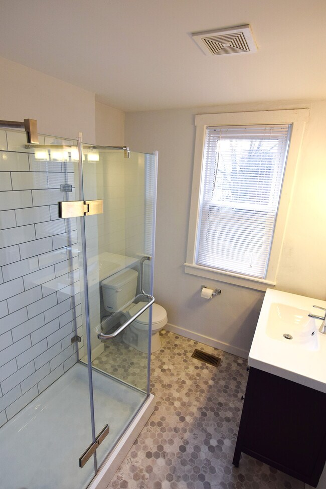 Foto del edificio - 1487-1499 Hamlet St