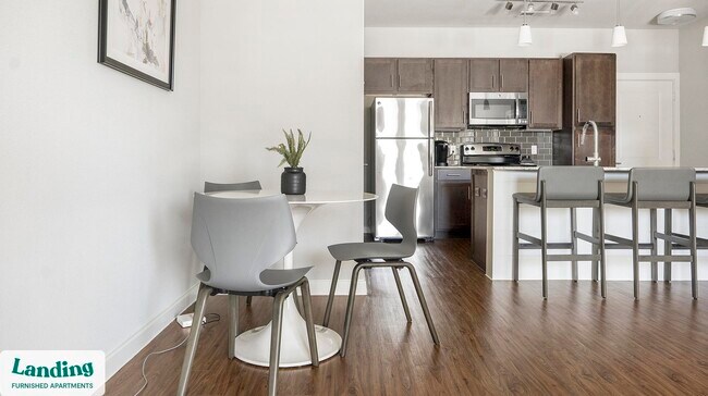 Foto del edificio - 4300 Cromwell Dr