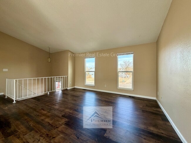 Building Photo - 4815 Eldon Dr S