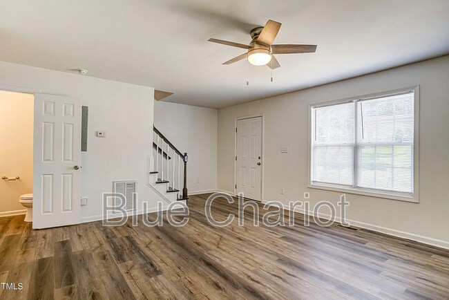 Building Photo - 1104 E Geer St
