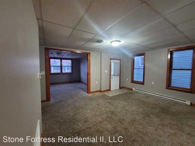 Foto del edificio - 3 br, 1.5 bath House - 861 Memorial Ave