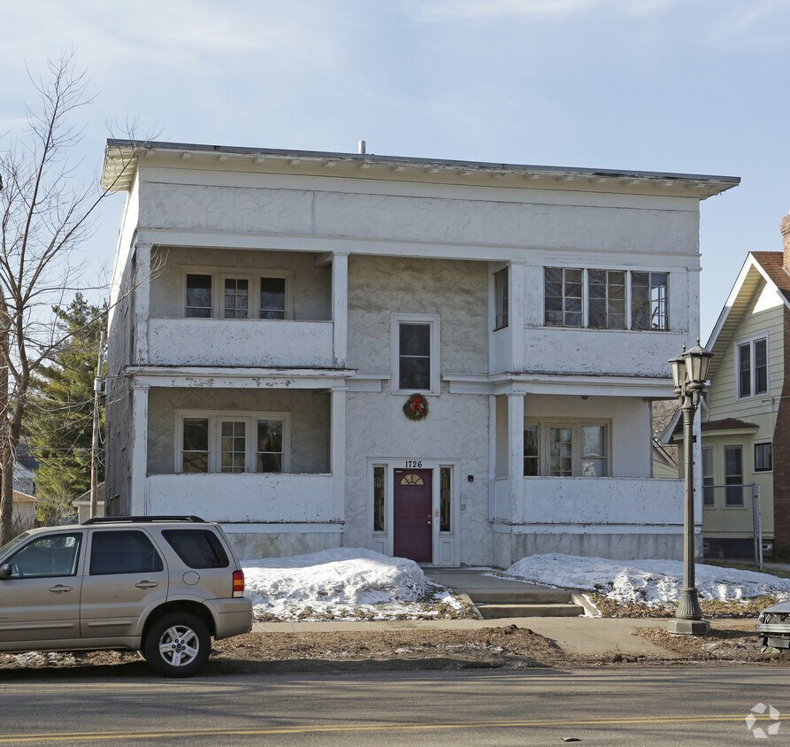 Building Photo - 1726 Grand Ave