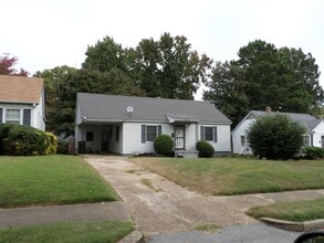 Building Photo - 3808 Vanuys Rd