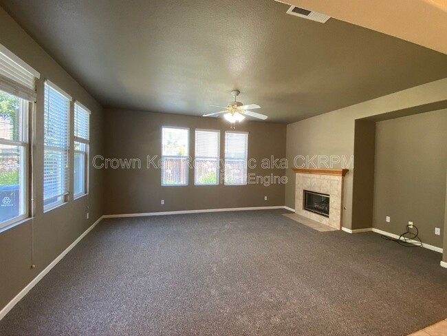 Building Photo - 2757 Marshall Way