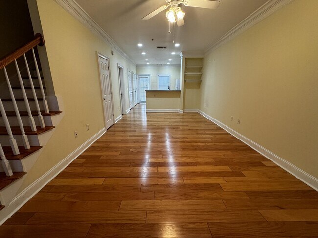 Foto del edificio - 101 Wood Lake Dr