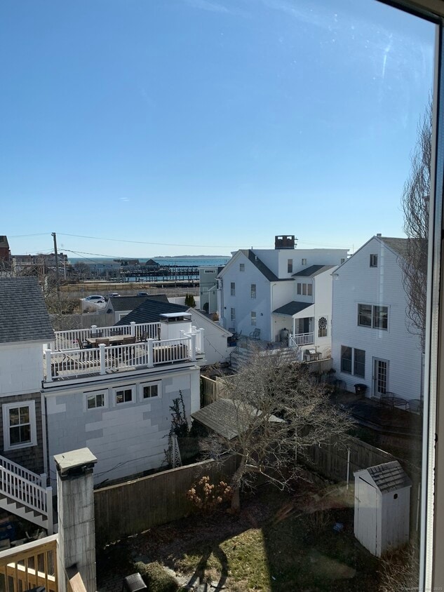 Primary Photo - 132 Water St