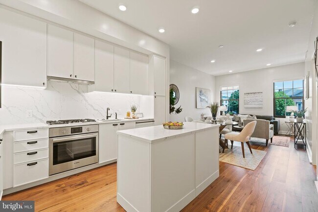 Building Photo - 1111 Pennsylvania Ave. SE