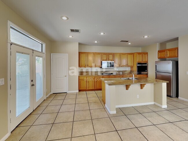 Building Photo - 903 Golden Poppy St