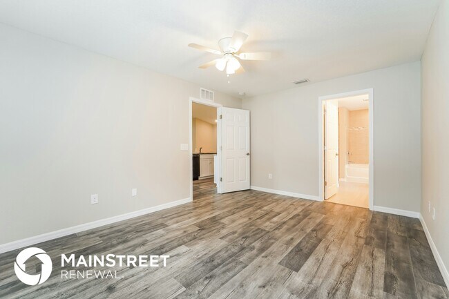 Foto del edificio - 5697 Babroff Terrace