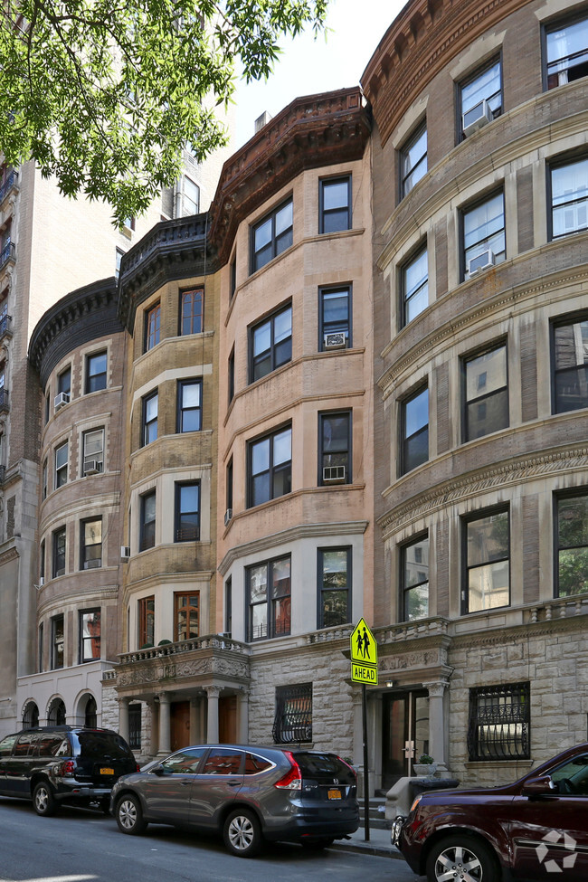 Building Photo - 306 W 78th St