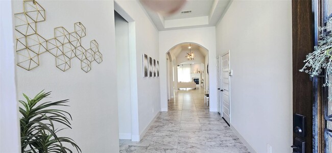 Building Photo - 18920 Toscana Ln