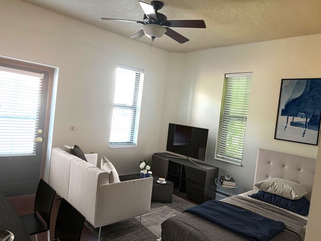 Foto del edificio - The Roselle