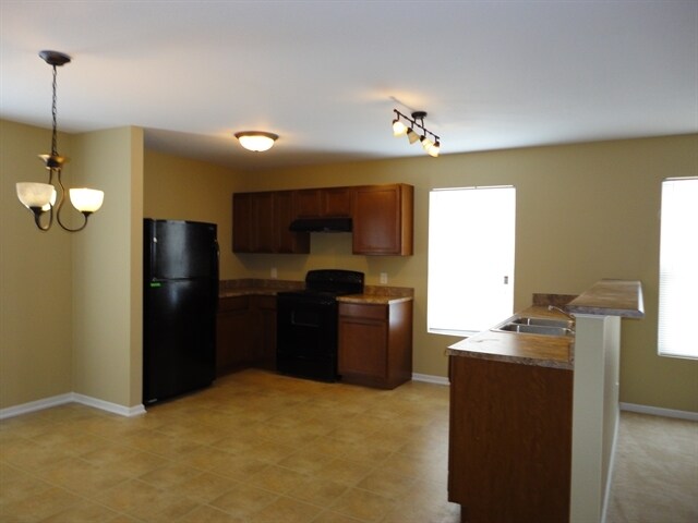 Building Photo - 1229 Oak Hill Lane