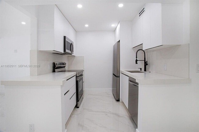 Photo - 13250 SW 7th Ct Apartment