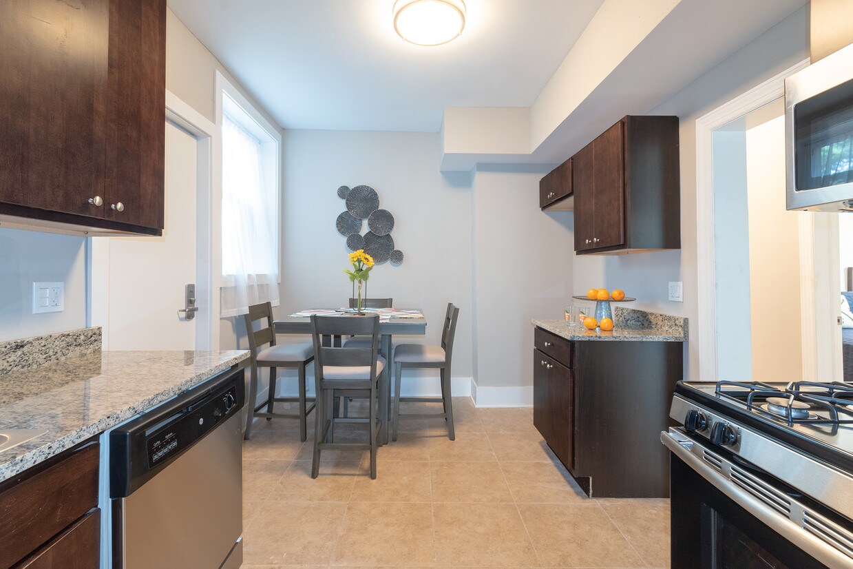 Foto principal - 6701 N. Glenwood