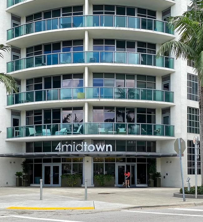 Foto del edificio - 3301 NE 1st Ave