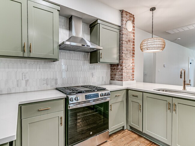 Building Photo - 1107 NW 42nd St