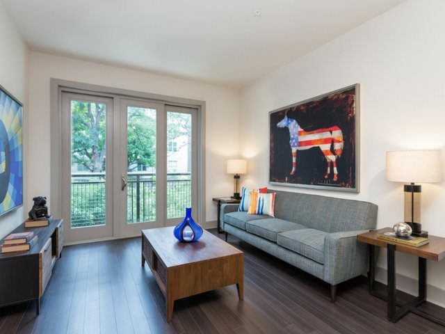 Foto del edificio - Luxury 1-Bedroom Living: Your Urban Dream ...