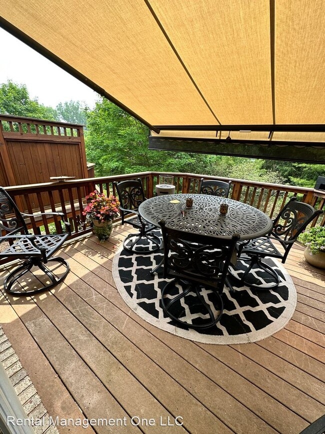 Building Photo - 4 br, 3 bath House - 647 Telya Ridge