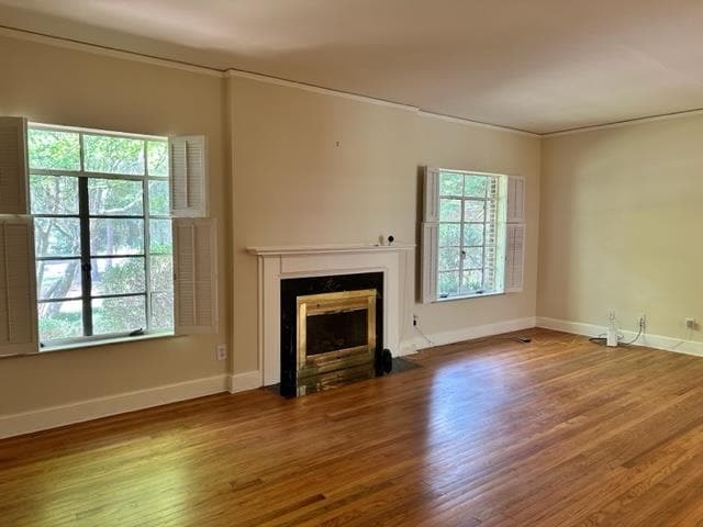 Building Photo - 1441 Country Club Dr