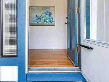 Foto del edificio - 7835 Medallion Way