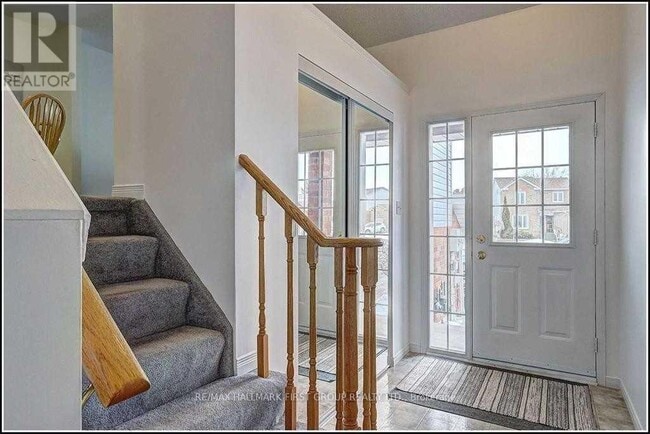 Building Photo - 39 Ballantine St