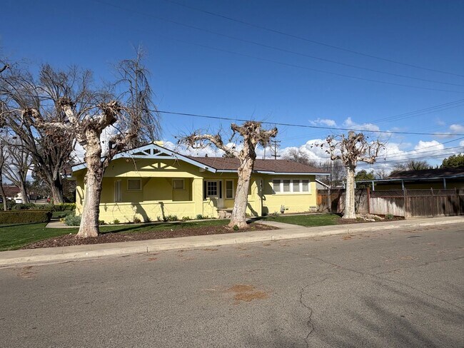 Foto del edificio - 1424 18th Ave