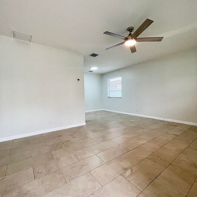Foto del edificio - 1718 Mercer Ave