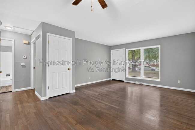Building Photo - 9993 Fox Hall Ct