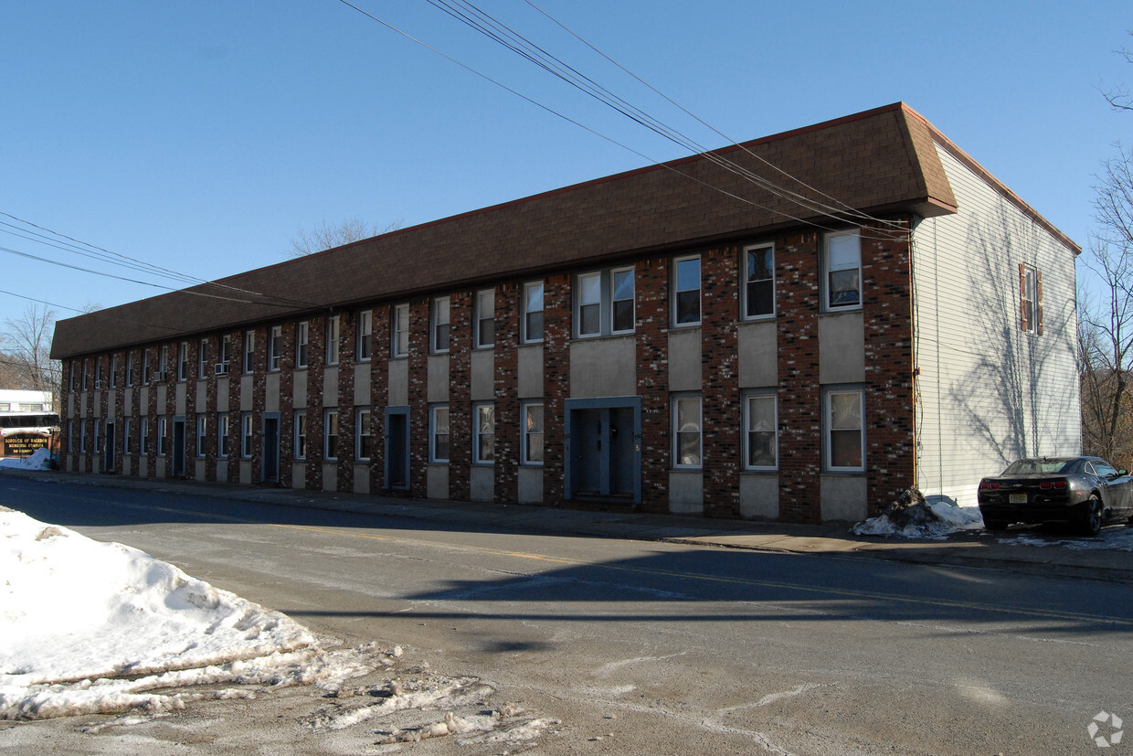 Primary Photo - 530-540 Belmont Ave
