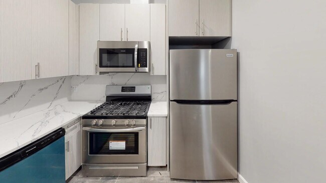 Foto del edificio - 680 Grand St