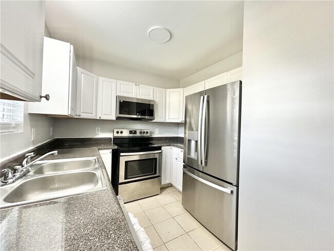 Foto del edificio - 1026 Wheel House Ln