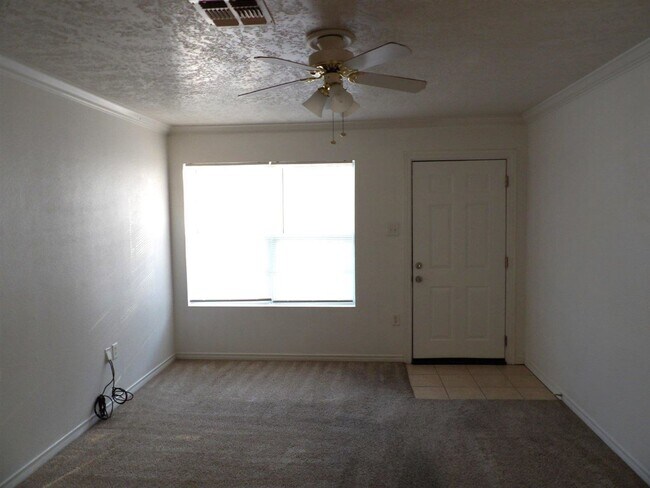 Foto del edificio - 2824 Mobley St NW