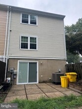 Building Photo - 1848 Foxdale Ct