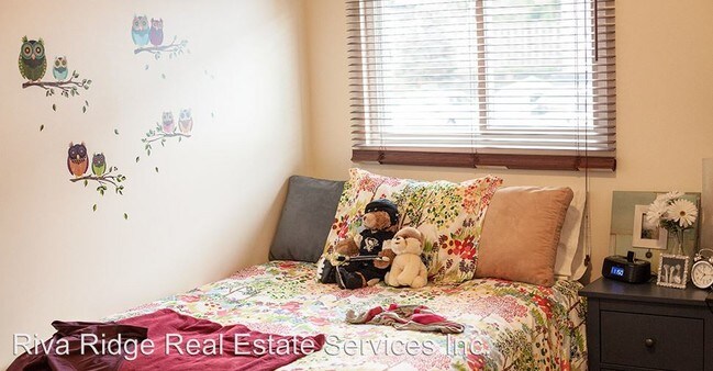 Foto del edificio - 4 br, 2 bath Apartment - 142 Pius St.
