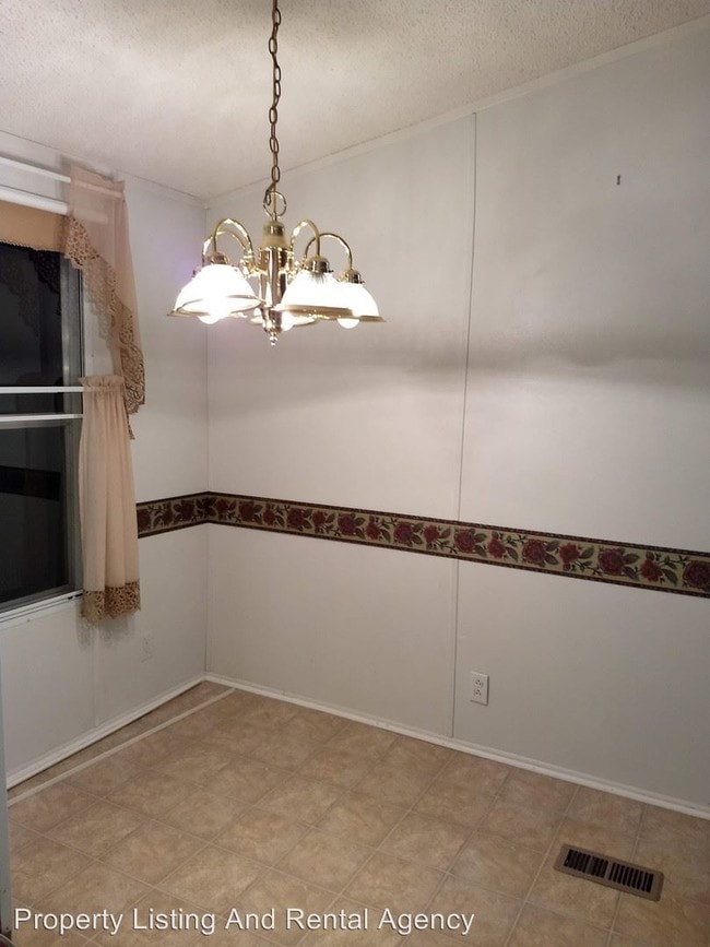 Building Photo - 3 br, 2 bath House - 141 Free Hill Road