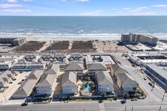 Building Photo - 14910 Leeward Dr