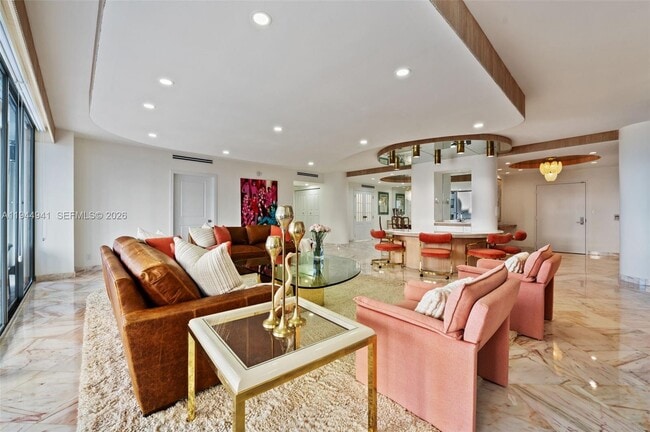 Foto del edificio - 10155 Collins Ave