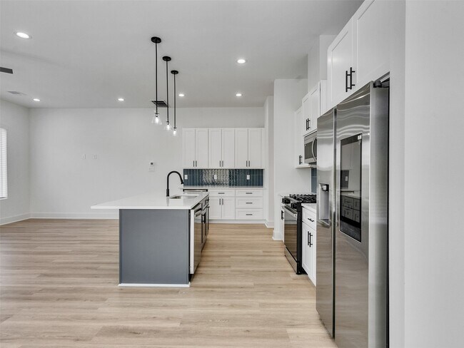 Building Photo - 4917 Randon Rd