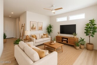 Building Photo - 6041 E Valley Way