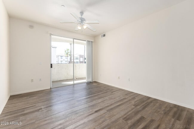 Building Photo - 3302 N 7th St