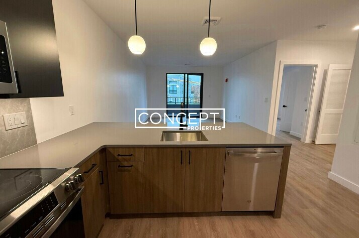 Foto principal - 190 Gardner St