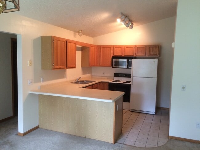 Building Photo - 8237 Sunrise Ln