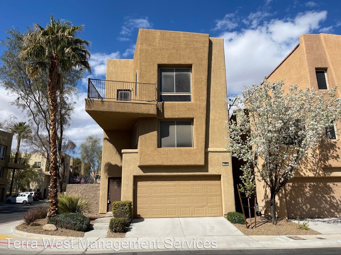 2 br, 2.5 bath House 9328 Brigham Ave. House Rental in Las Vegas