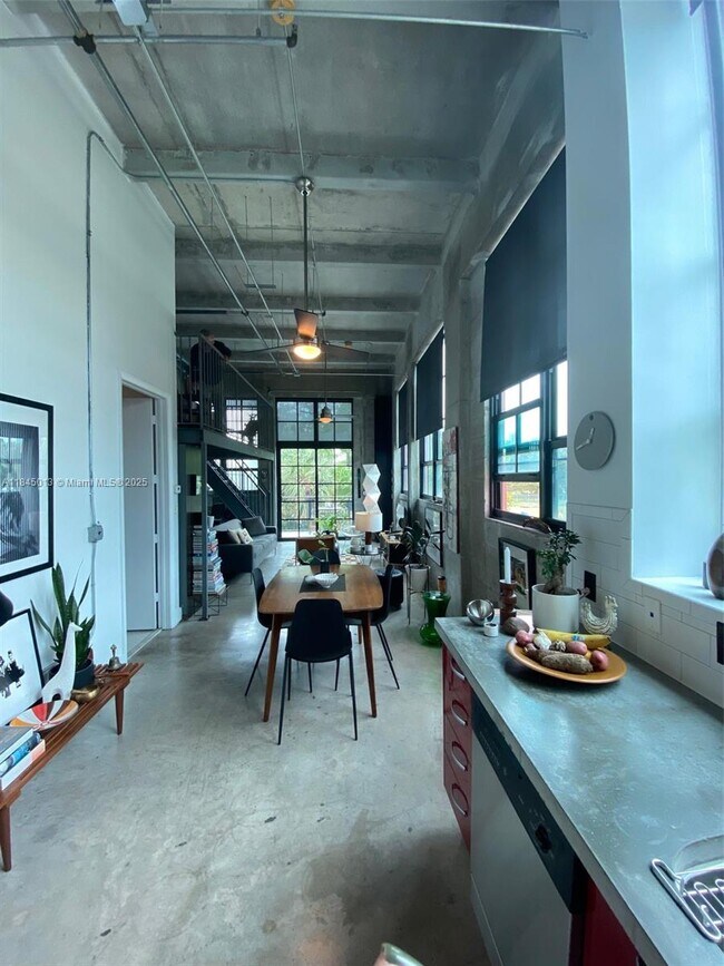 Foto del edificio - 1749 NE Miami Ct