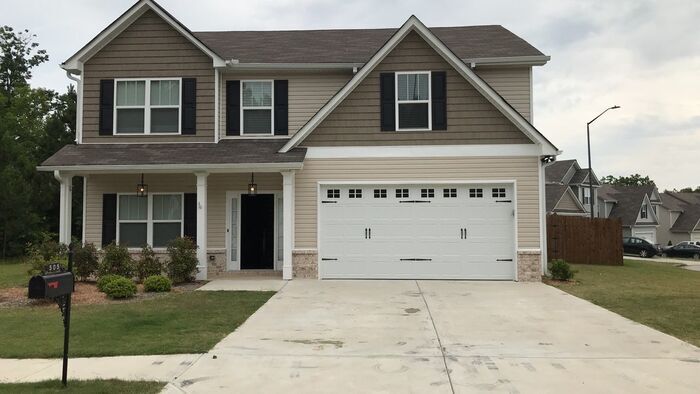 Primary Photo - 505 Fieldcrest Dr