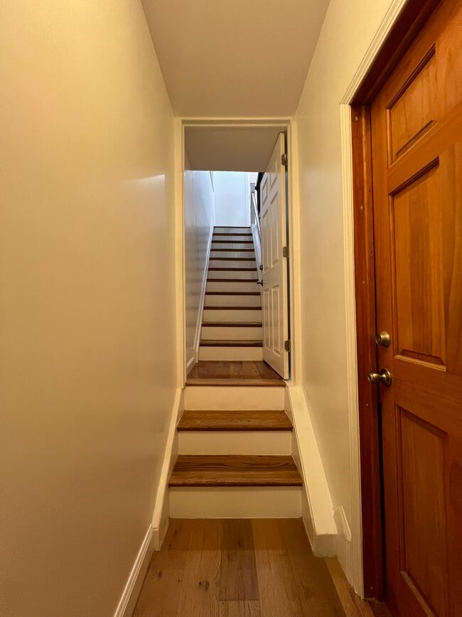 Building Photo - 10719 90th St