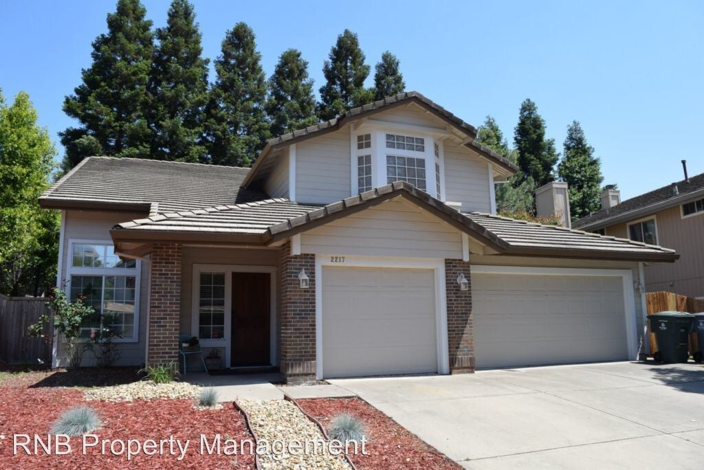 Primary Photo - 4 br, 3 bath House - 2217 Salem Way
